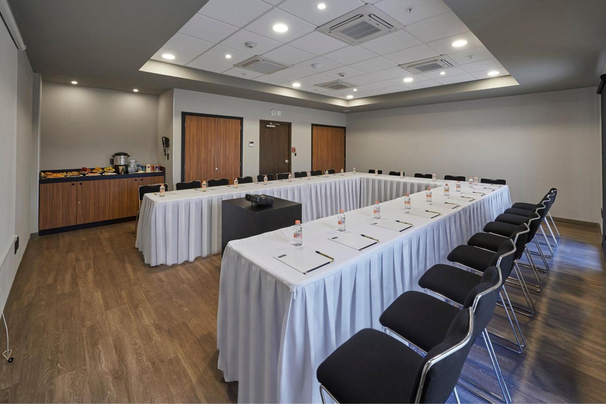 City Express By Marriott Ciudad De Mexico Tlalnepantla Tlalnepantla de Baz Εξωτερικό φωτογραφία