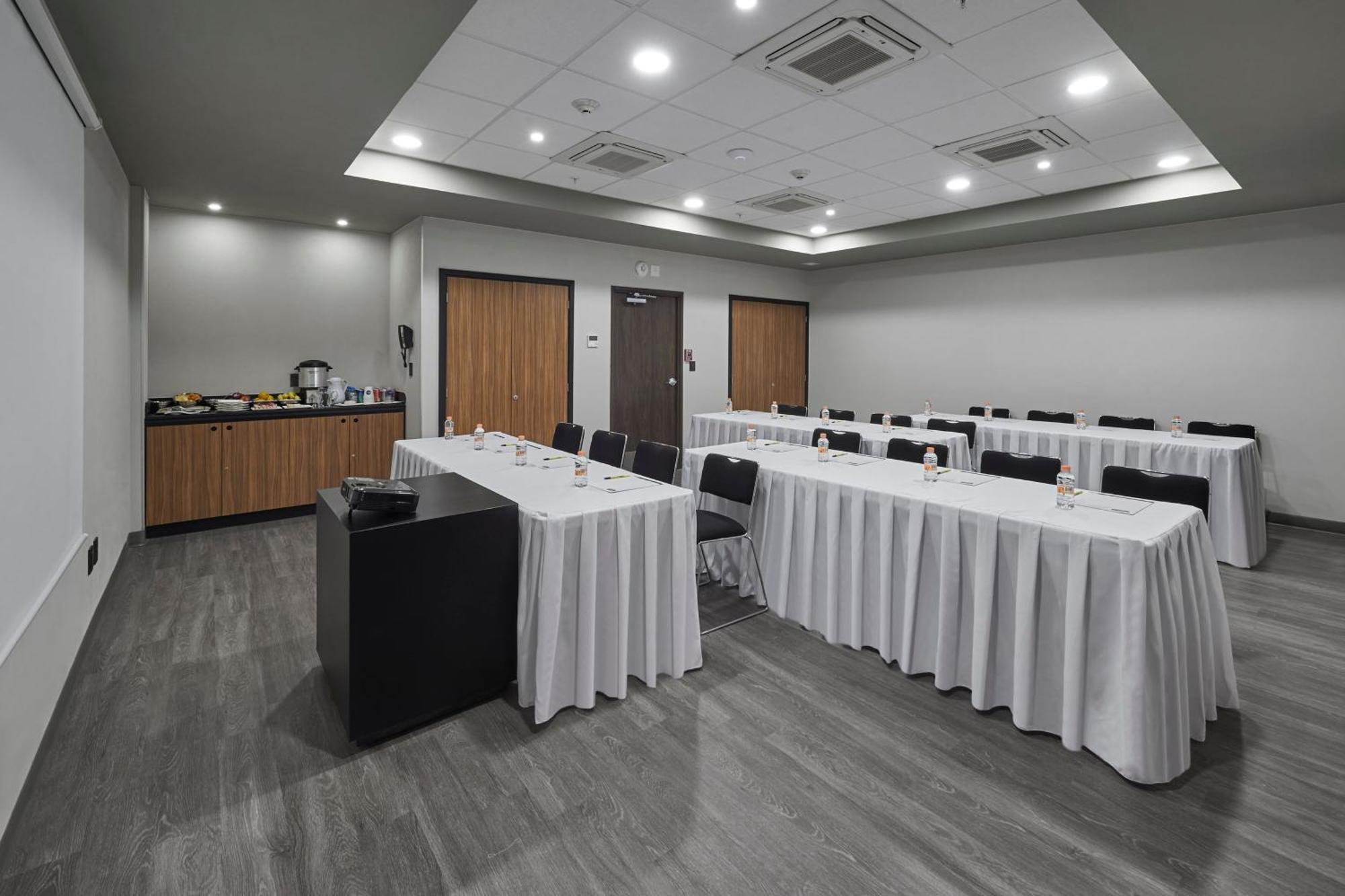 City Express By Marriott Ciudad De Mexico Tlalnepantla Tlalnepantla de Baz Εξωτερικό φωτογραφία
